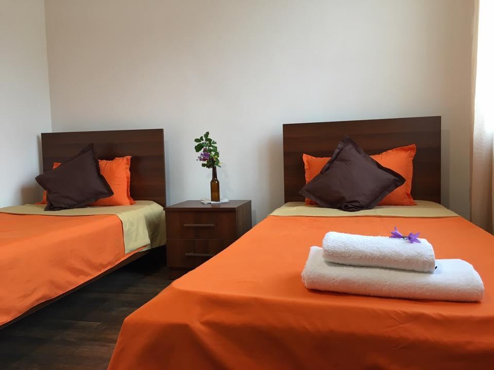 Family & Friends Guest House Dilijan Exterior foto